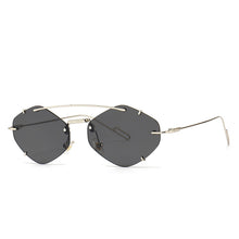 Load image into Gallery viewer, Smokey Palm Sunglasses